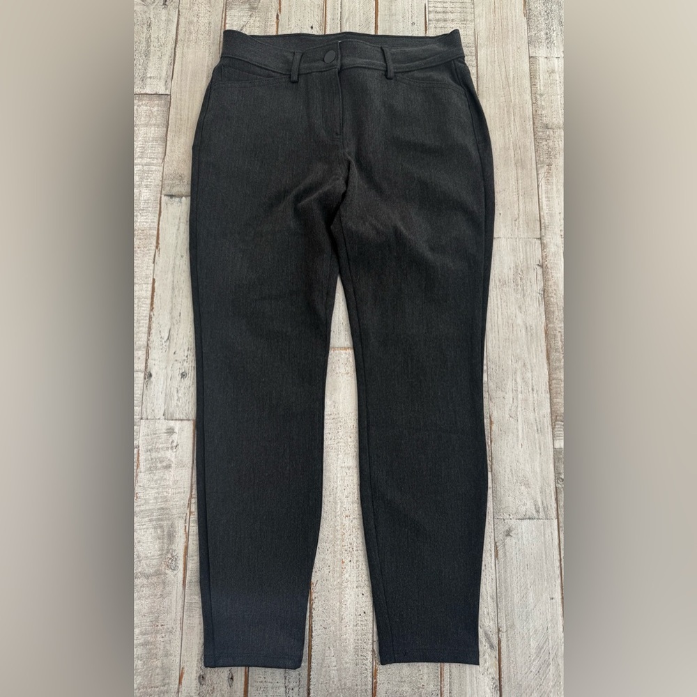 Express Women’s Size 2 Short Charcoal Gray Pants